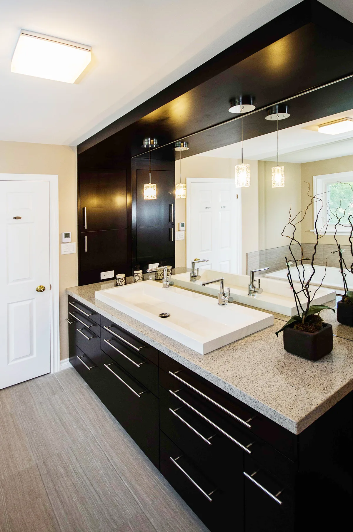 Ensuite with Trough Sink