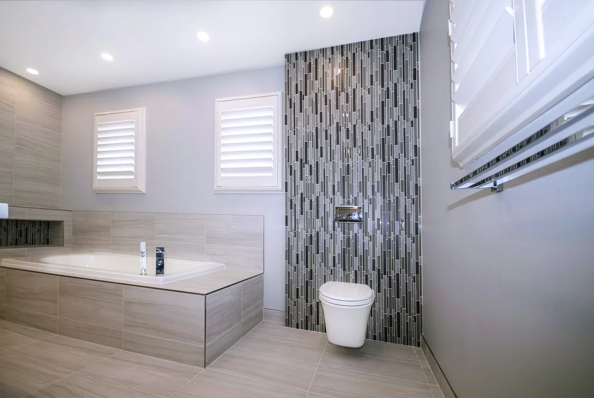 Simple & Elegant Ensuite