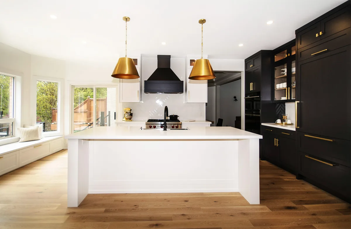 Contemporary Black and White Kitchen Renovation in Pickering