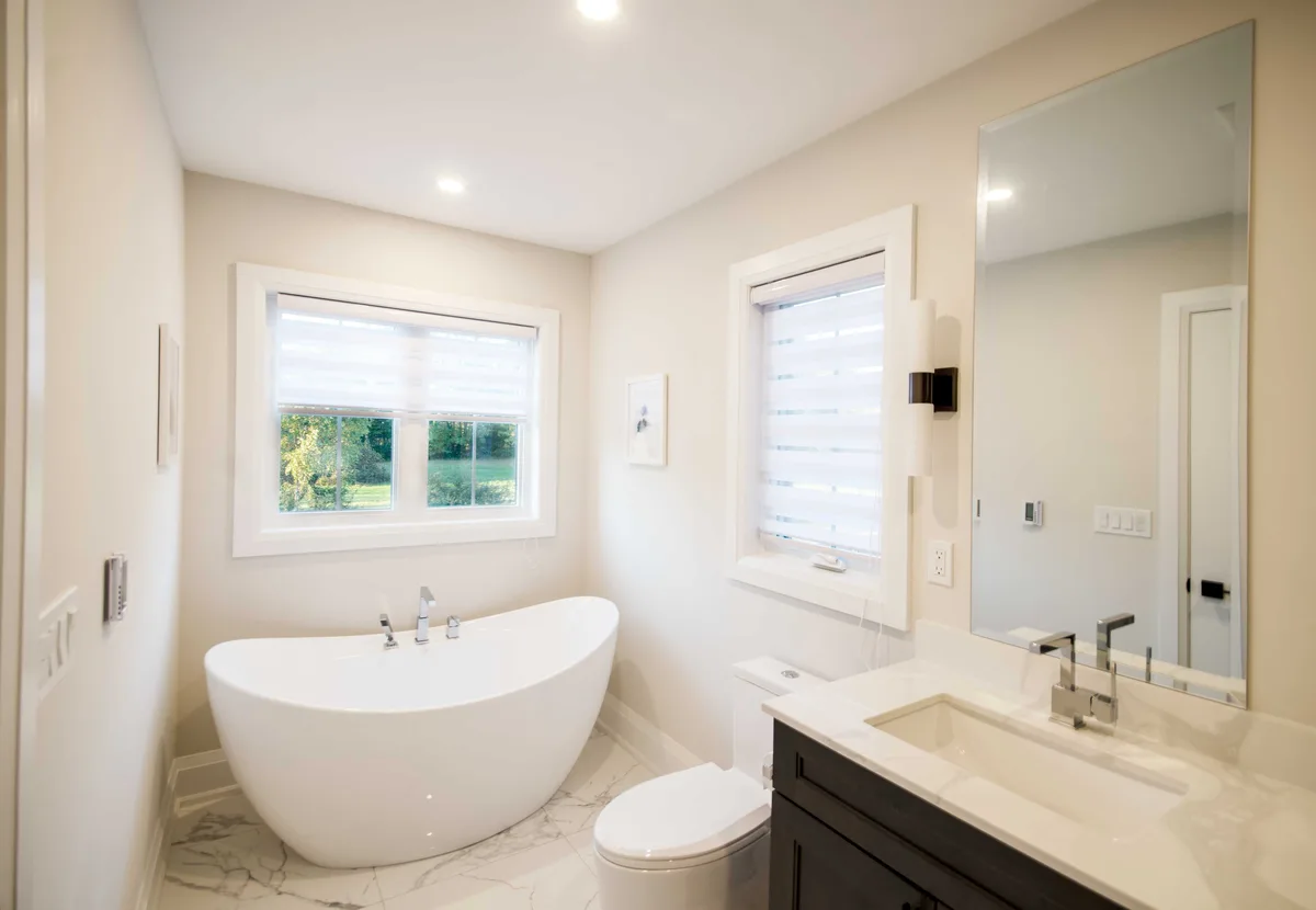 Ensuite with A Hexagonal Navy Blue Mosaic