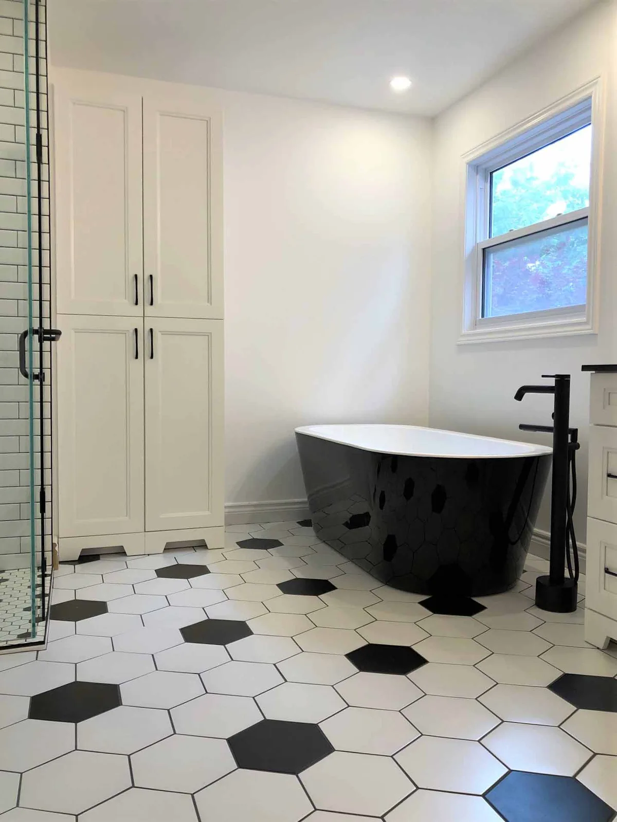Black and White Bathroom Renovation in Pickering