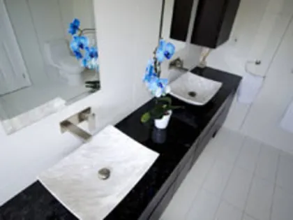 Classic Ensuite with Custom Shower Bench - Image 7