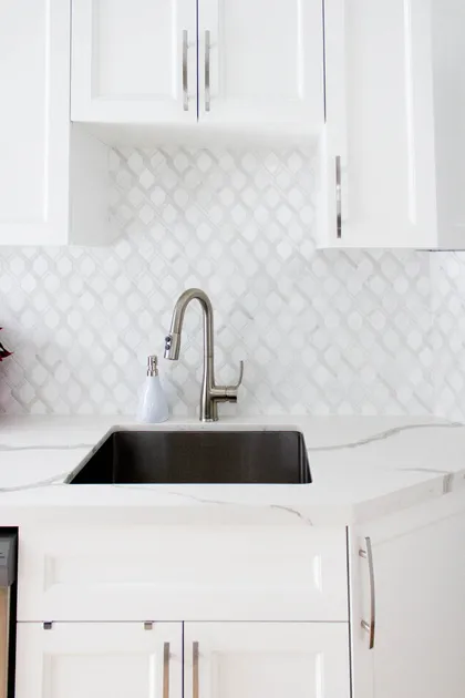 Petit Kitchen with Hidden Storage - Image 12