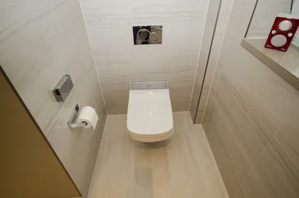 Bathroom with Wall Mounted Toilet - Image 5
