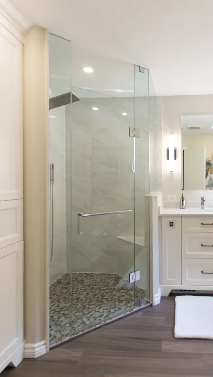 Marble and Quartz Bathroom - Image 8