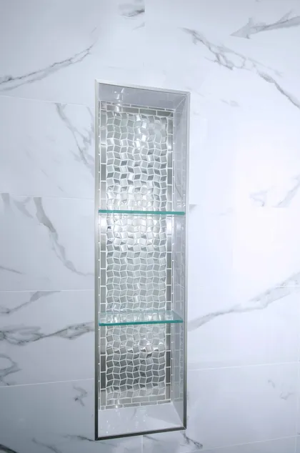 Marble and Black Bathroom - Image 2