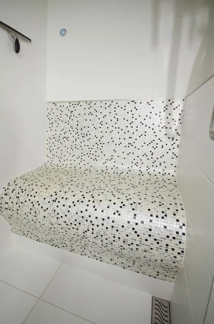 Classic Ensuite with Custom Shower Bench - Image 13