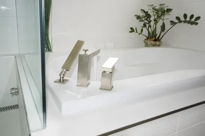 Classic Ensuite with Custom Shower Bench - Image 14