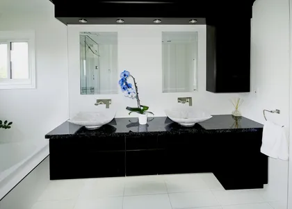 Classic Ensuite with Custom Shower Bench - Image 15