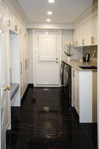 Black & White Laundry Room - Image 4