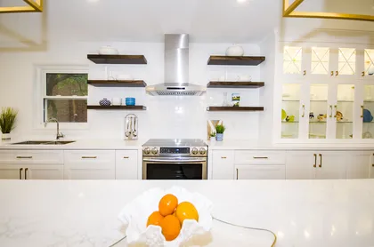 Bright White Kitchen - Image 9