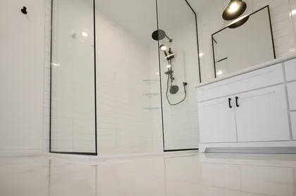 Modern Industrial Bathroom - Image 7
