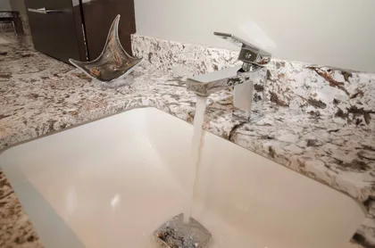 Ensuite with Cathedral Ceilings - Image 7