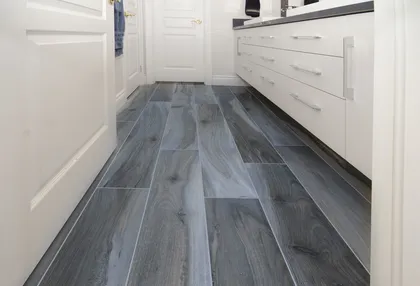 Two Kids Bathroom - Image 1