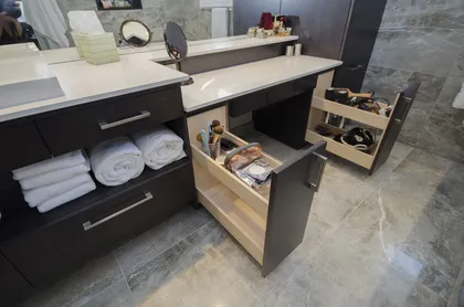 Dark Grey Transitional Ensuite - Image 9