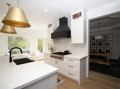 Contemporary Black and White Kitchen Renovation in Pickering - Image 15