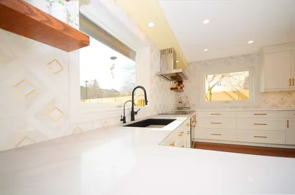 Contemporary Black and White Kitchen Renovation in Pickering - Image 27
