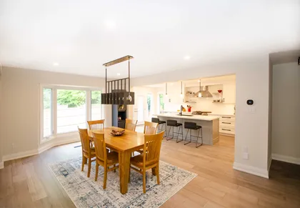 Transitional Farmhouse Kitchen Renovation in Pickering - Image 3