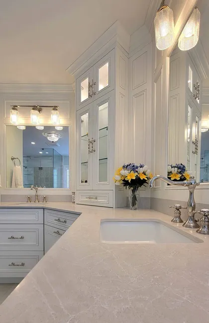 Elegant Pickering Ensuite With Custom Vanity Design - Image 7